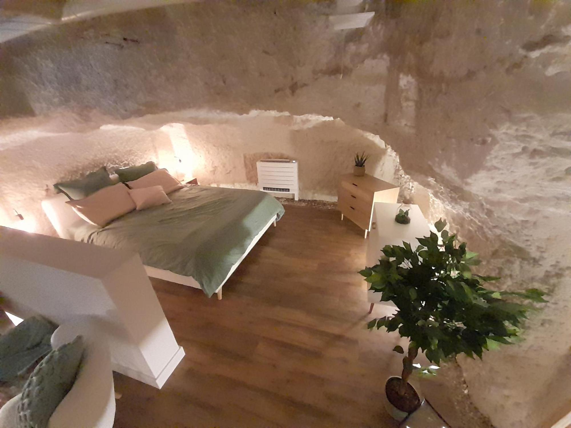 Apartament La Grotte Du Bonheur Cangey Zewnętrze zdjęcie