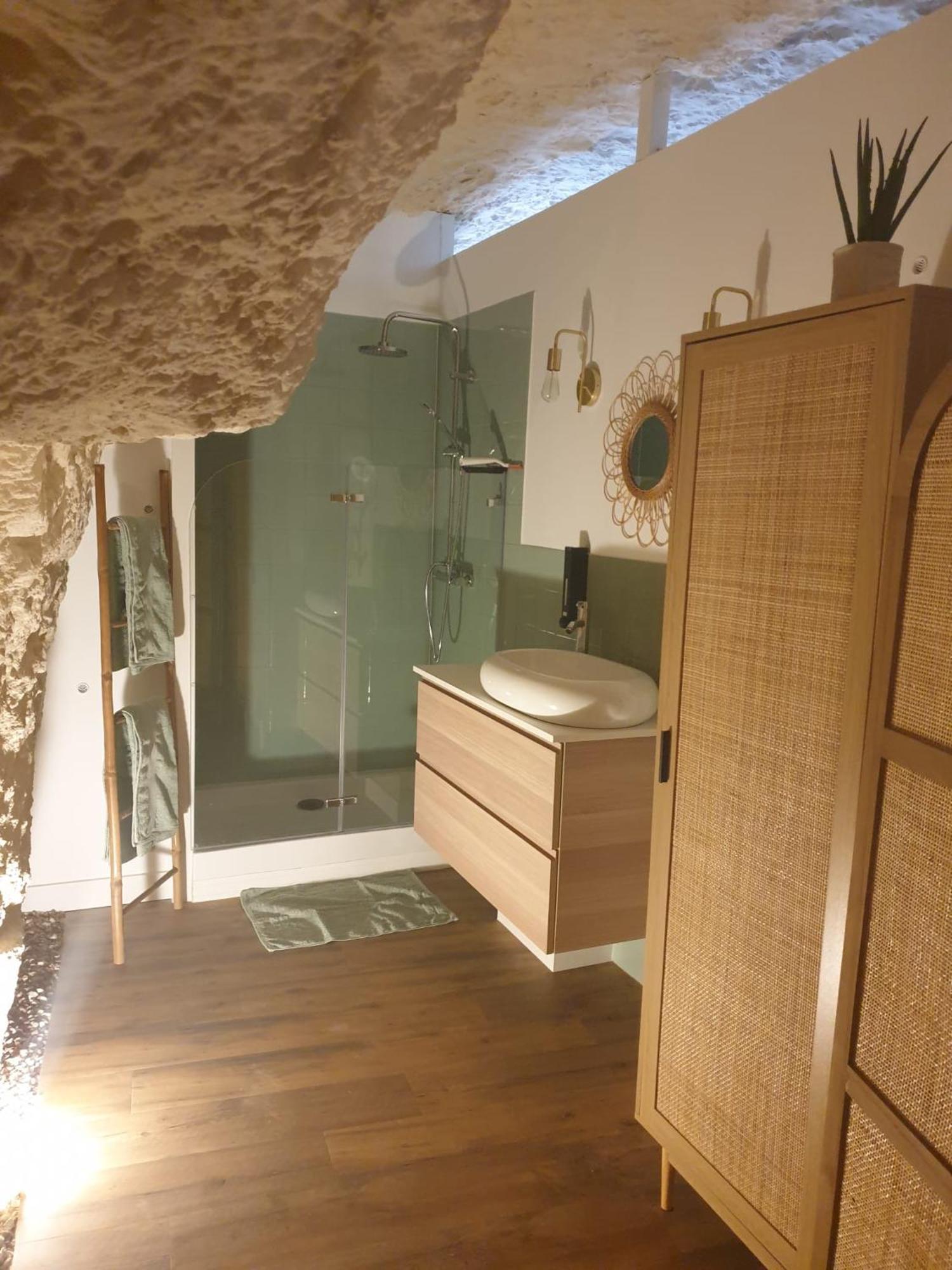 Apartament La Grotte Du Bonheur Cangey Zewnętrze zdjęcie