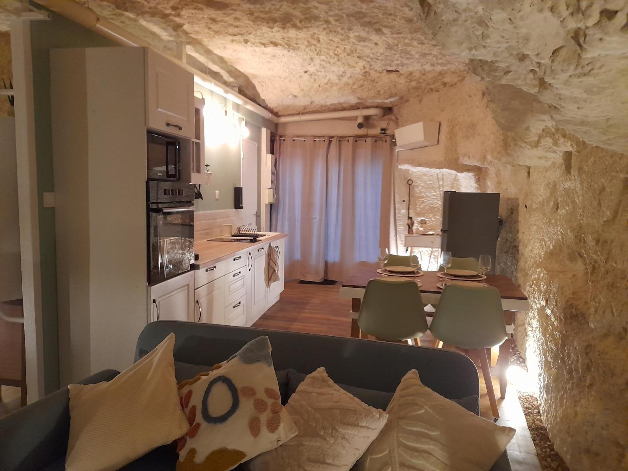 Apartament La Grotte Du Bonheur Cangey Zewnętrze zdjęcie