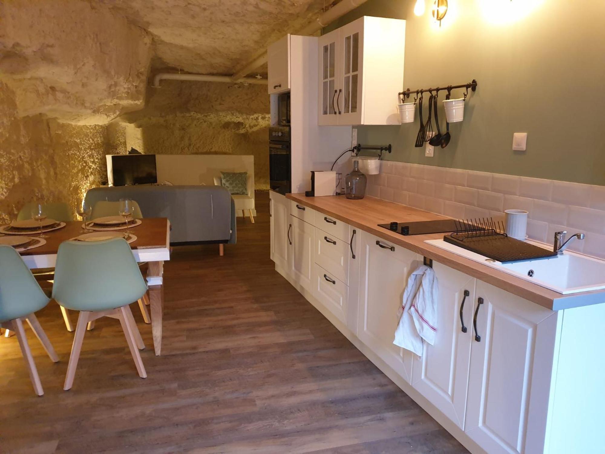 Apartament La Grotte Du Bonheur Cangey Zewnętrze zdjęcie