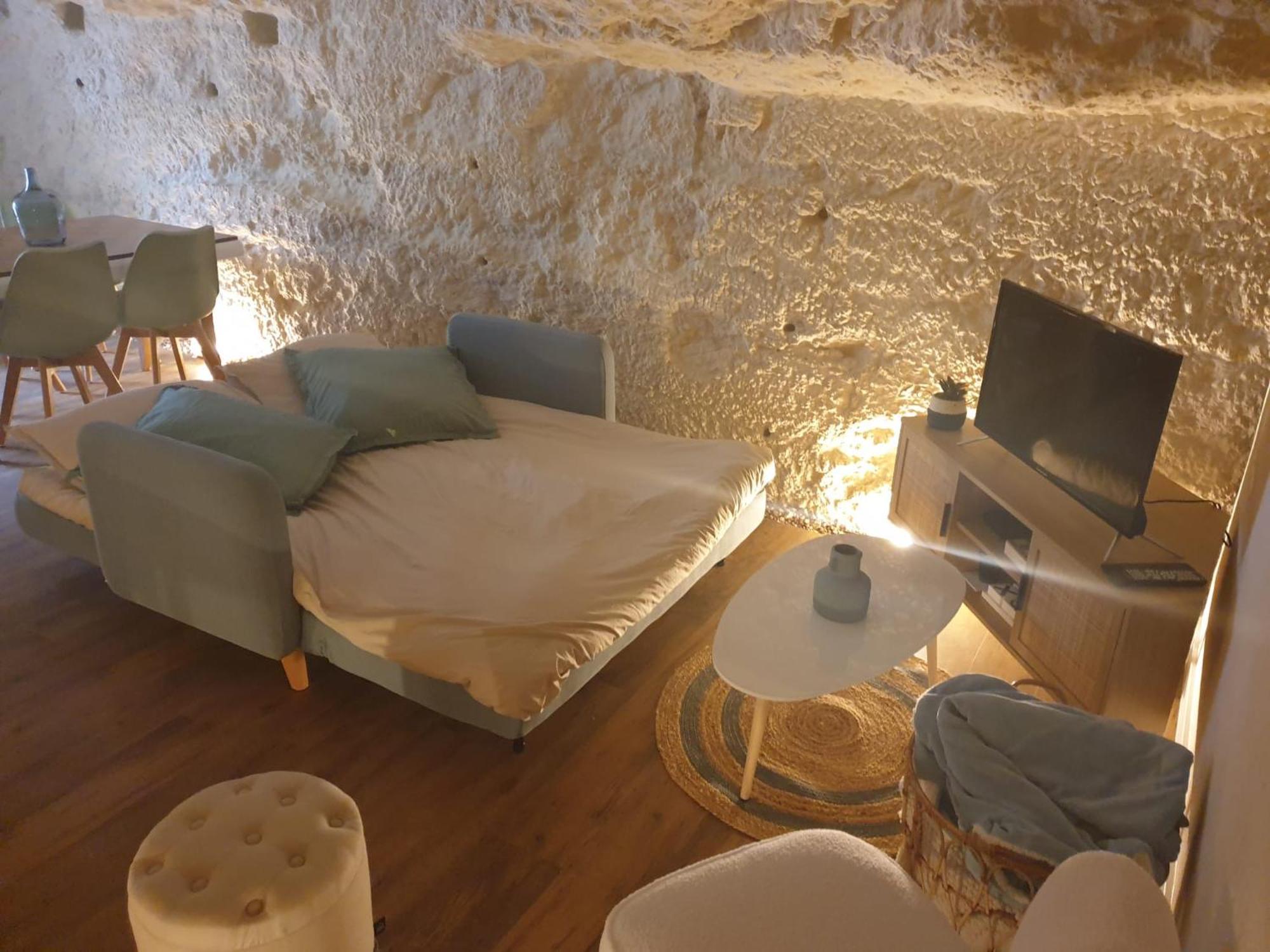 Apartament La Grotte Du Bonheur Cangey Zewnętrze zdjęcie